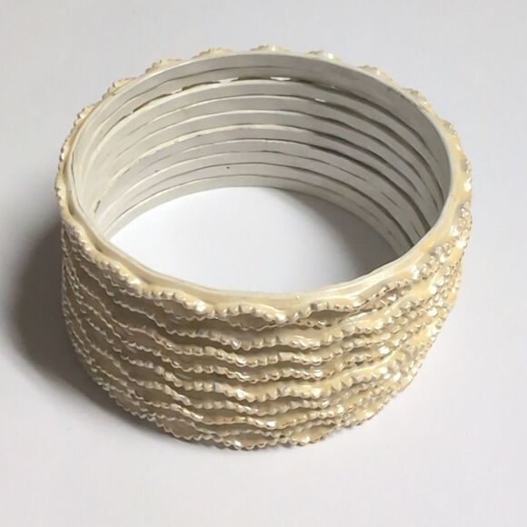 Set‎ of 10 Cream Metal Bangle Bracelets - Picture 1 of 4